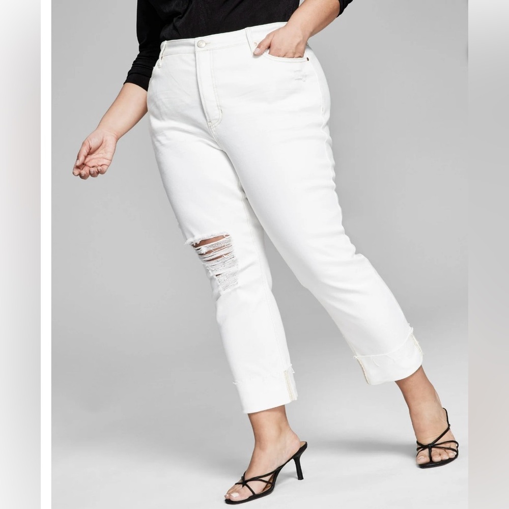 And Now This Trendy Plus Size Vintage Straight Leg Jeans 26W NWT